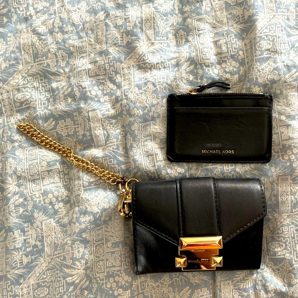 Michael Kors Wallet with Wrist Chain and Card Holder